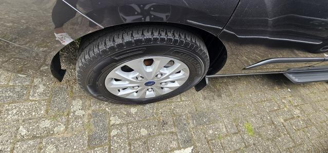 Ford Tourneo Custom 320 L1H1 VA MH Titanium Navi ACC Camera 