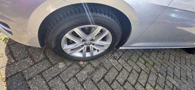 Volkswagen Golf 1.6 TDI BlueMotionTrendline Tempomat Sitzheizung 