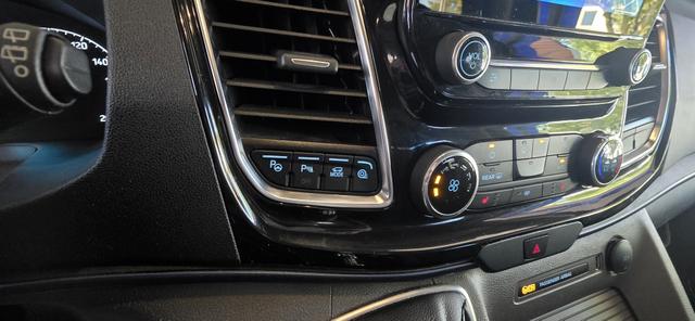 Ford Tourneo Custom 320 L1H1 VA MH Active Navi Camera DAB 