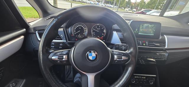 BMW 2er Active Tourer DIESEL Aut. M Sport ACC Navi Camera LED Spurhalteassistent 