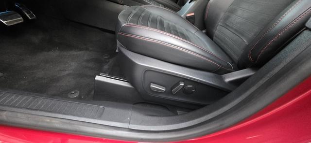 Ford Kuga 2.5 Duratec PHEV ST-LINE X AHK ACC Pano Led 