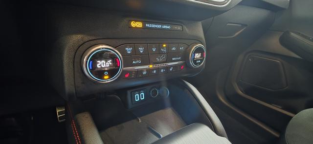 Ford Kuga 2.5 Duratec PHEV ST-LINE X ACC Pano Camera 