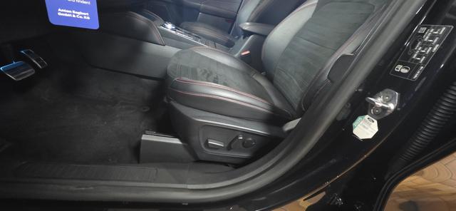 Ford Kuga 2.5 Duratec PHEV ST-LINE X Pano ACC LED TWA 