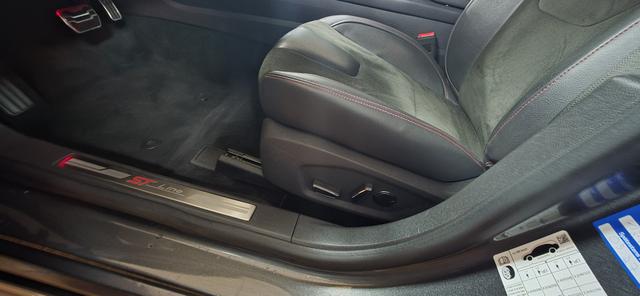 Ford Mondeo Turnier 2.0 EcoBlue Aut. ST-Line LED Camera Standheizung 