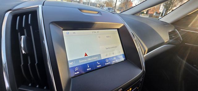 Ford S-MAX 2.0 EcoBlue Aut. TITANIUM 7 Sitzer AHK ACC LED 