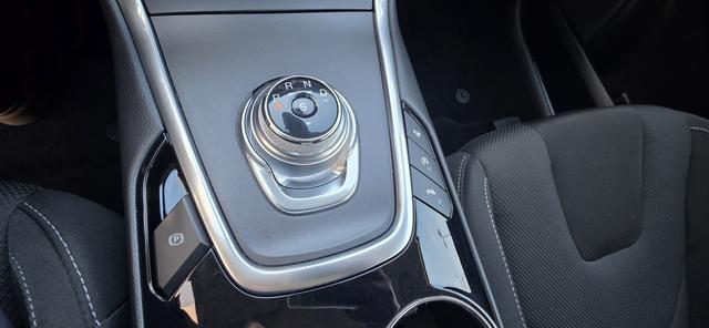 Ford S-MAX 2.0 EcoBlue Aut. TITANIUM 7 Sitzer AHK ACC LED 