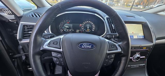 Ford S-MAX 2.0 EcoBlue Aut. TITANIUM 7 Sitzer AHK ACC LED 