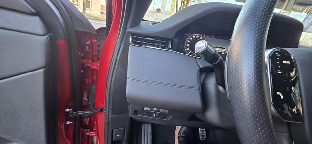 Land Rover Range Rover Evoque D180 R-Dynamic SE ACC Navi Black-Paket 