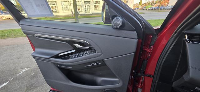 Land Rover Range Rover Evoque D180 R-Dynamic SE ACC Navi Black-Paket 