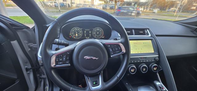 Jaguar E-Pace D180 AWD Aut. R-Dynamic SE Navi ACC TWA 