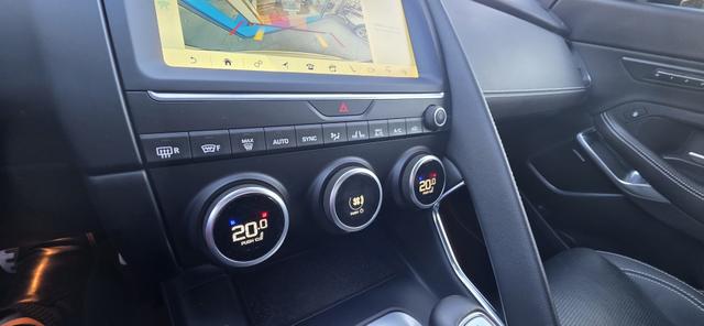 Jaguar E-Pace D180 AWD Aut. R-Dynamic SE Navi ACC TWA 