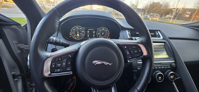 Jaguar E-Pace D180 AWD Aut. R-Dynamic SE Navi ACC TWA 