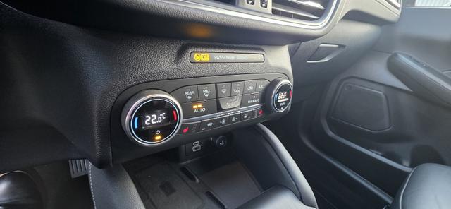 Ford Kuga 2.0 EcoBlue 4x4 Aut. VIGNALE ACC TWA Camera 