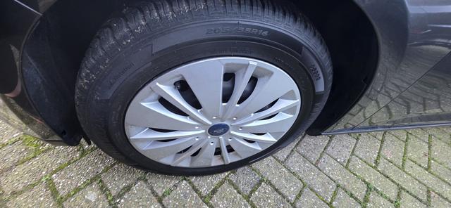 Ford Focus 1.0 EcoBoost Business Edition PPS Sitzheizung 