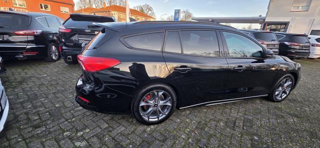 Ford Focus 1.5 EcoBlue Aut. ST-LINE X LED ACC TWA Sitzheizung 