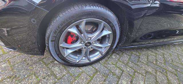 Ford Focus 1.5 EcoBlue Aut. ST-LINE X LED ACC TWA Sitzheizung 