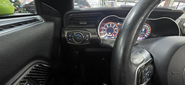 Ford Mustang Cabrio 5.0 Ti-VCT V8 Aut. GT Navi Premium-Paket 