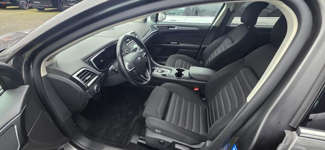 Ford Mondeo Turnier 2.0 EcoBlue Aut. Titanium ACC LED Camera 