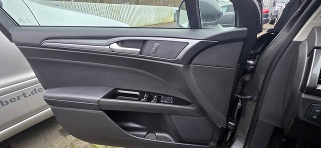 Ford Mondeo Turnier 2.0 EcoBlue Aut. Titanium ACC LED Camera 