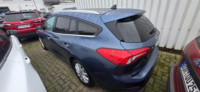 Ford Focus 2.0 EcoBlue Aut. TITANIUM Pano Camera Standheizung LED 