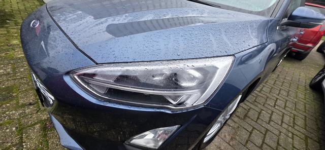 Ford Focus 2.0 EcoBlue Aut. TITANIUM Pano Camera Standheizung LED 