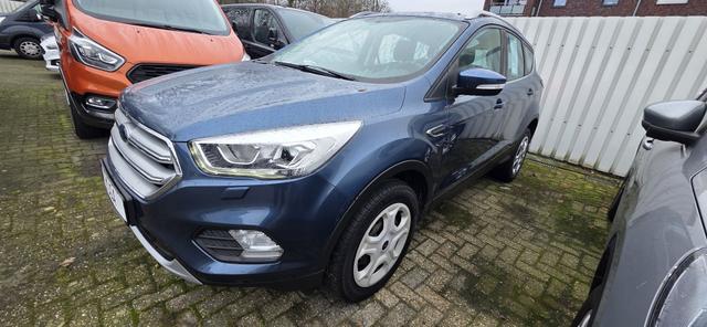 Ford Kuga - 2.0 TDCi 4x4 Aut. Cool & Connect AHK Winter-Paket