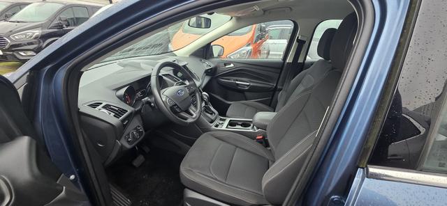 Ford Kuga 2.0 TDCi 4x4 Aut. Cool & Connect AHK Winter-Paket 