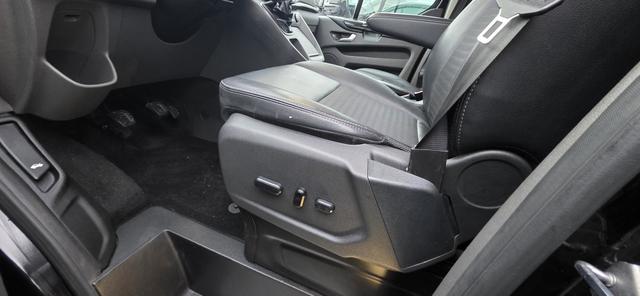 Ford Tourneo Custom 320 L1H1 VA MH Sport AHK Navi Camera Standheizung 