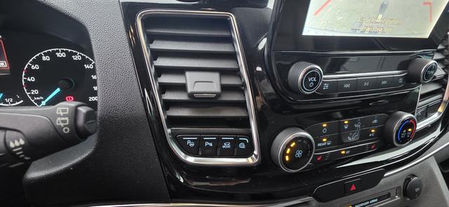 Ford Tourneo Custom 320 L1H1 VA Autm. Titanium X AHK ACC Camera 