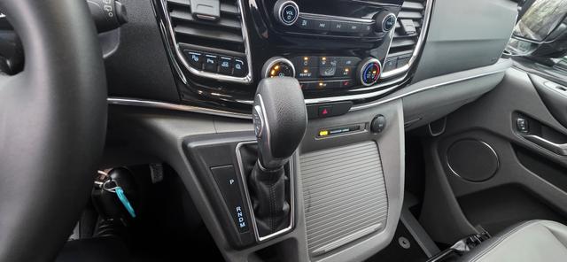Ford Tourneo Custom 320 L1H1 VA Autm. Titanium X AHK ACC Camera 
