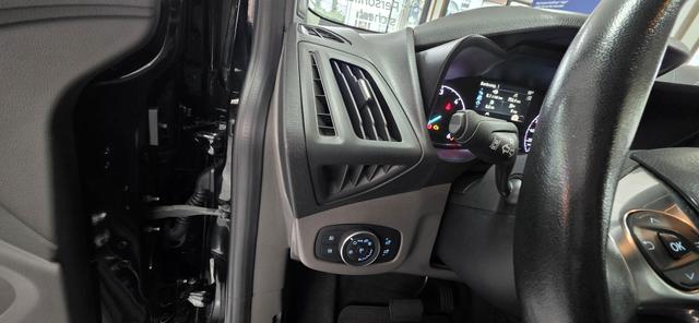 Ford Grand Tourneo 1.5 EcoBlue Aut.Titanium ACC Navi Pano Xenon 7 Sitzer 