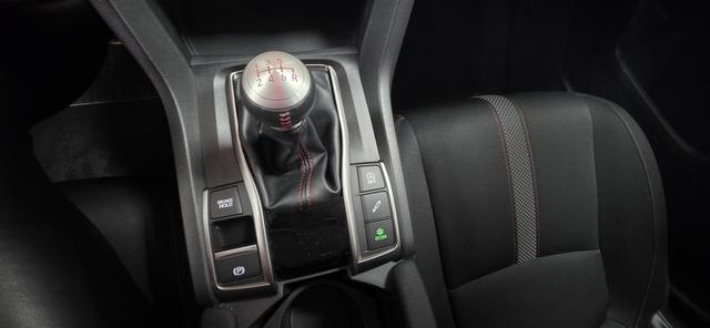 Honda Civic 1.0 i-VTEC Turbo Executive Sport Line 