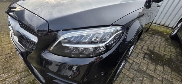 Mercedes-Benz C-Klasse T-Modell 220 d 4Matic T 9G-TRONIC AMG Line AHK LED 