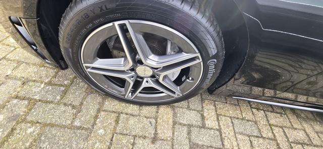 Mercedes-Benz C-Klasse T-Modell 220 d 4Matic T 9G-TRONIC AMG Line AHK LED 