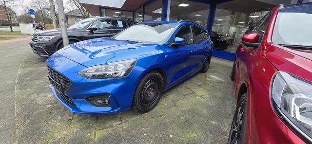 Ford Focus 1.5 EcoBoost St-Line LED Winter-Paket Navi 