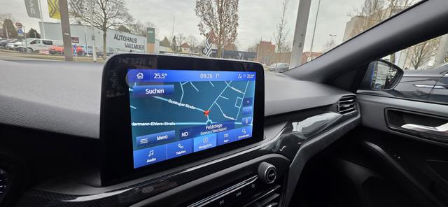 Ford Focus Turnier 1.5 EcoBoost St-Line LED Winter-Paket Navi 
