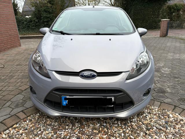 Ford Fiesta 1.4 Champions Edition Styling-Paket 
