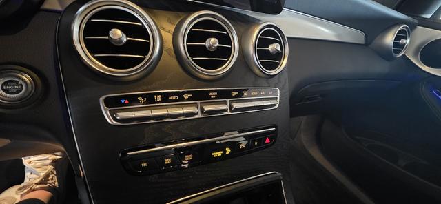 Mercedes-Benz GLC 300 e 4Matic 9G-TRONIC AMG Line Navi Led Leder 