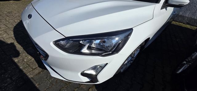 Ford Focus Turnier 2.0 EcoBlue COOL&CONNECT Sitzheizung Navi 