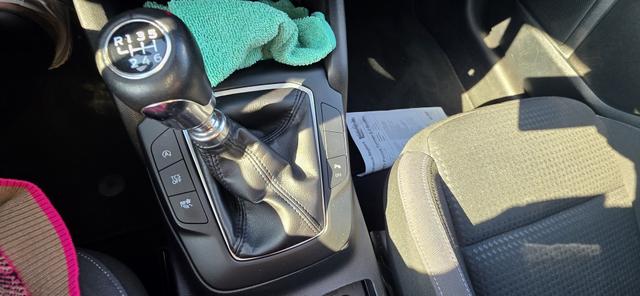 Ford Focus Turnier 2.0 EcoBlue COOL&CONNECT Sitzheizung Navi 