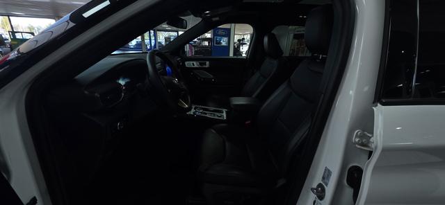 Ford Explorer EcoBoost Plug-in Hybrid ST-LINE AHK Navi 