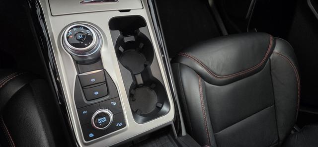 Ford Explorer EcoBoost Plug-in Hybrid ST-LINE AHK Navi 