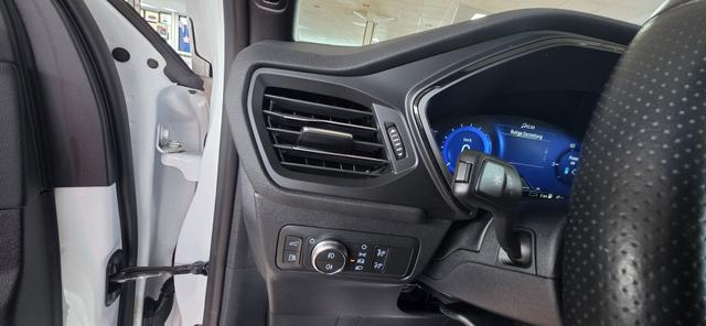 Ford Kuga 2.5 Duratec PHEV ST-LINE X AHK LED Sitzheizung 