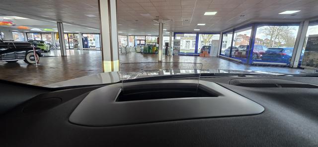 Ford Kuga 2.5 Duratec PHEV ST-LINE X AHK LED Sitzheizung 