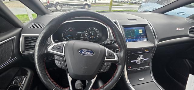 Ford S-MAX 2.0 EcoBlue Bi-Turbo Aut. ST-Line LED AHK Pano 