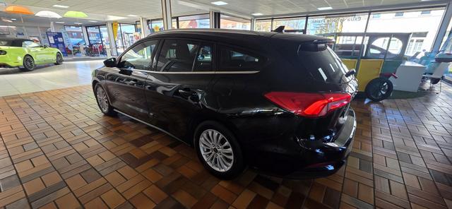 Ford Focus Turnier 1.0 EcoBoost Aut. TITANIUM Navi ACC Camera 