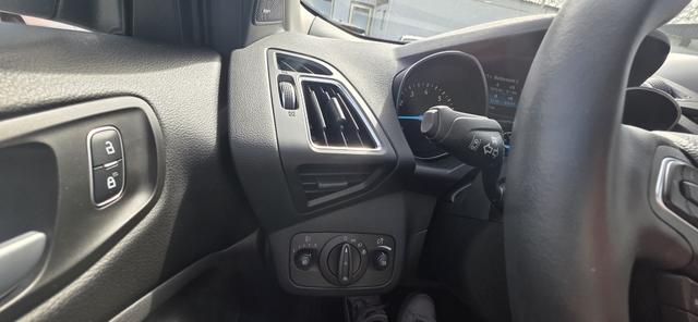 Ford Kuga 1.5 EcoBoost 2x4 Titanium ACC Camera TWA 