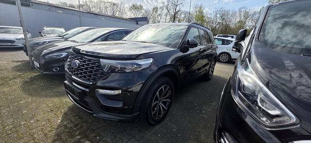 Ford Explorer - EcoBoost Plug-in Hybrid ST-LINE 7 Sitzer Pano