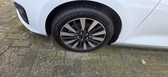 Ford Focus Turnier 1.5 EcoBlue Aut. TITANIUM X Key-Free Led Navi 