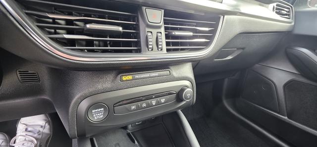 Ford Focus Turnier 1.5 EcoBlue Aut. TITANIUM X Key-Free Led Navi 